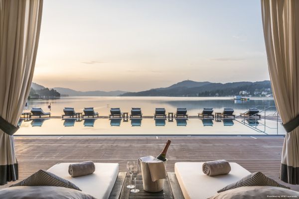 Falkensteiner Schlosshotel Velden (Velden am Wörthersee)